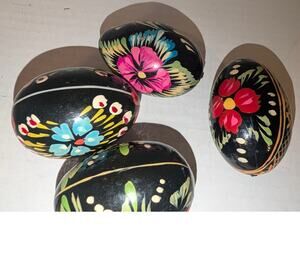 4 Vtg Authentic Ukrainian USSR Hand Painted Easter Eggs Petrykivka Pysanky Black